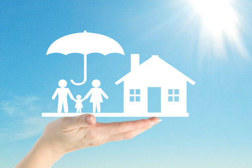 20歲到40歲適合買什么保險？